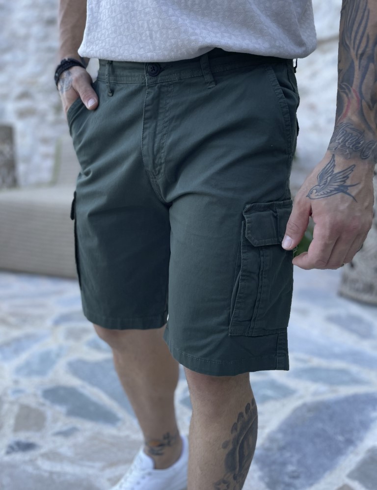 Ανδρική χακί cargo βερμούδα με Scratch στις τσέπες 242105X φωτογραφία